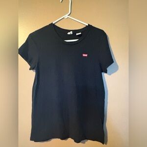 Women Levi’s T-Shirt Black Short Sleeve Perfect Tee Size S Logo